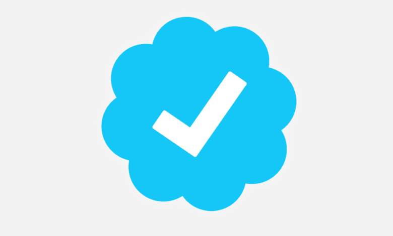 Daily TechVibes - Twitter blue badge